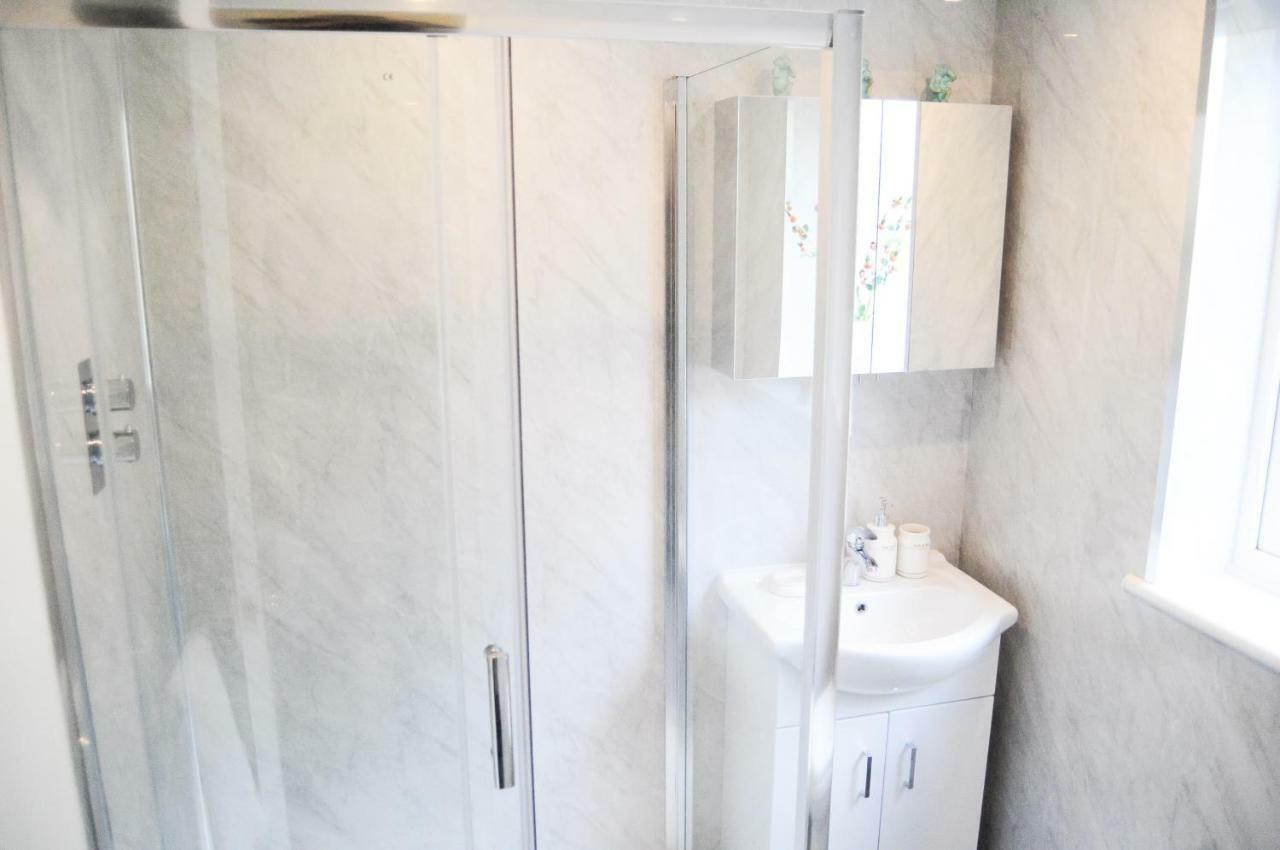 Bright City Centre House - Private Garden & Parking! Βίλα Γλασκώβη Εξωτερικό φωτογραφία