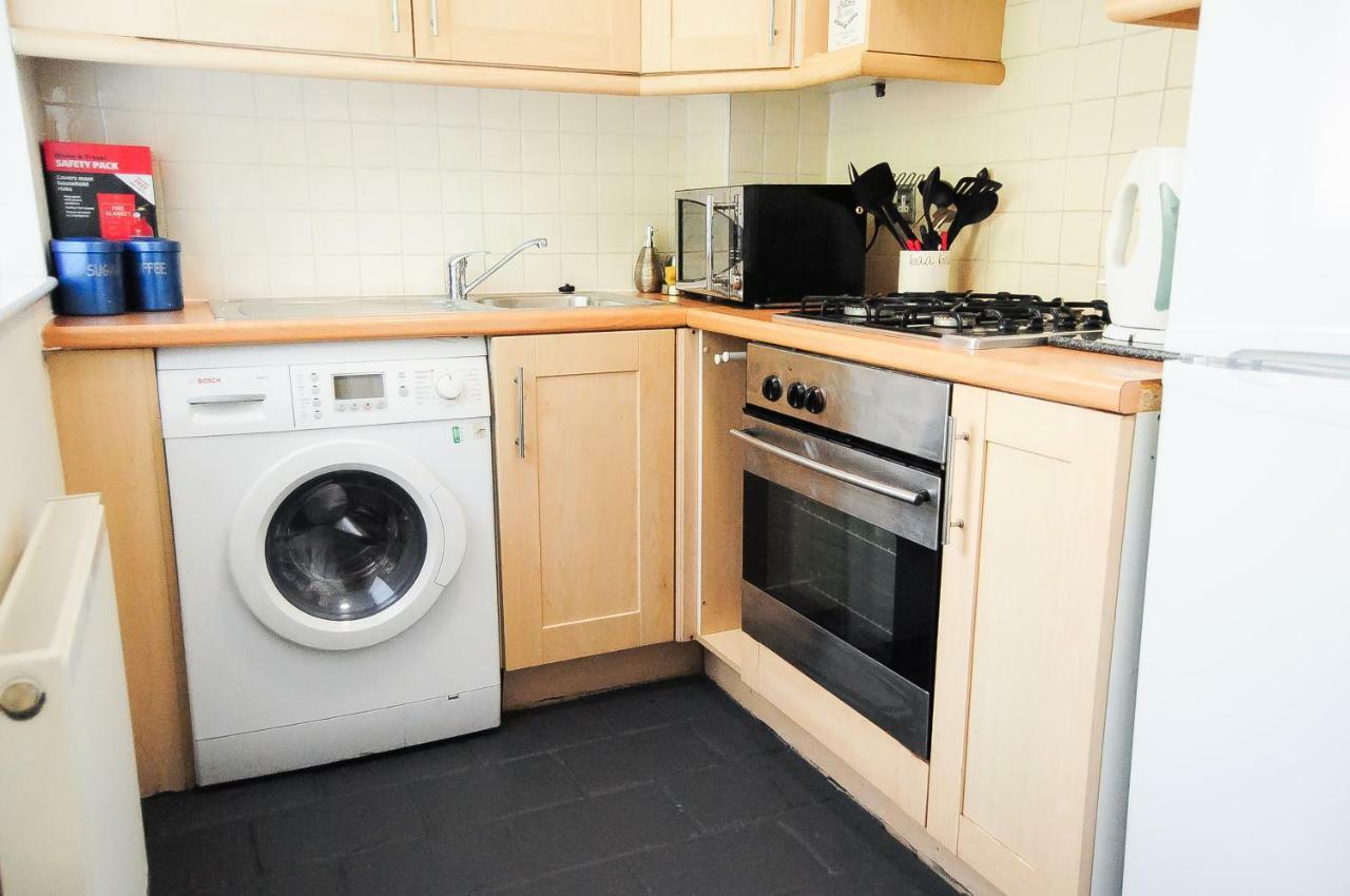 Bright City Centre House - Private Garden & Parking! Βίλα Γλασκώβη Εξωτερικό φωτογραφία