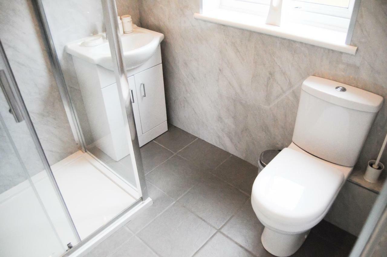 Bright City Centre House - Private Garden & Parking! Βίλα Γλασκώβη Εξωτερικό φωτογραφία