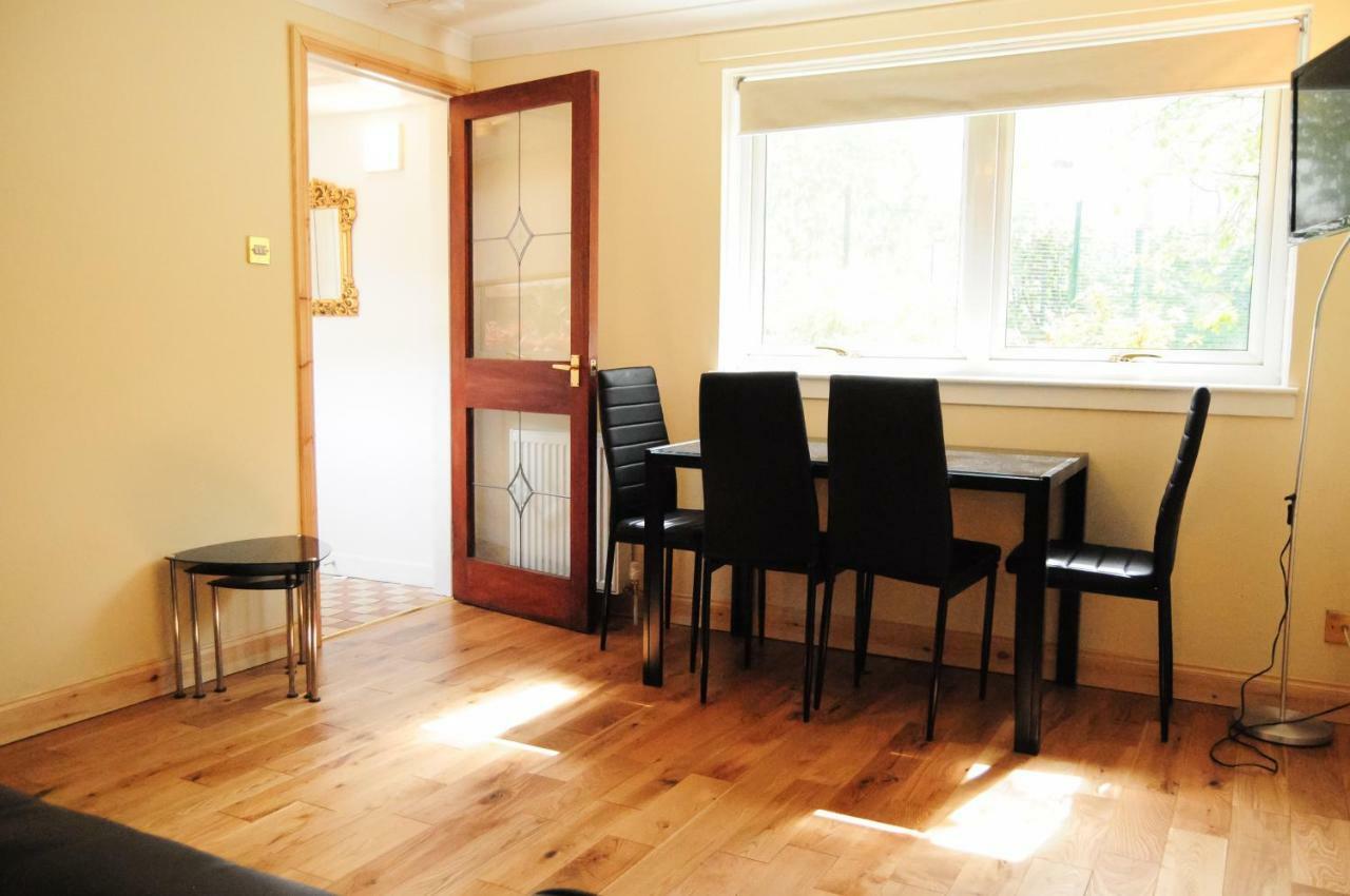 Bright City Centre House - Private Garden & Parking! Βίλα Γλασκώβη Εξωτερικό φωτογραφία